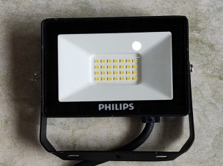 Đèn pha LED Philips BVP150 LED18/NW 220-240V 20W G2 GM IP65 4000K